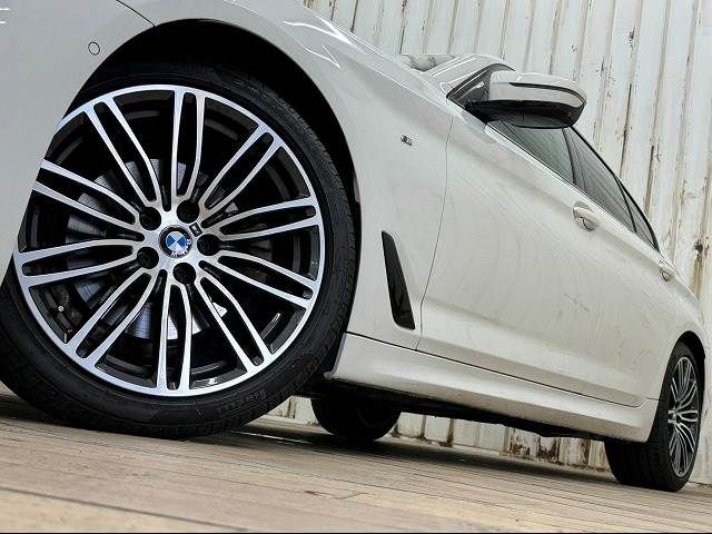 Bmw 5 SERIES 2018-12 189522-18