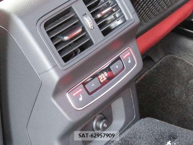Audi SQ5 2021-10 203770-15