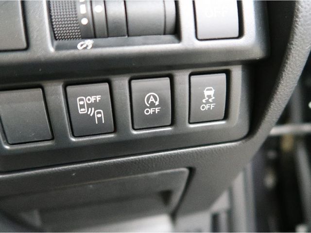 Subaru IMPREZA 2017-04 181484-25