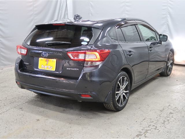 Subaru IMPREZA 2017-04 181484-23
