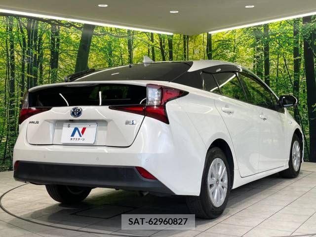 Toyota PRIUS 2019-06 393313-17
