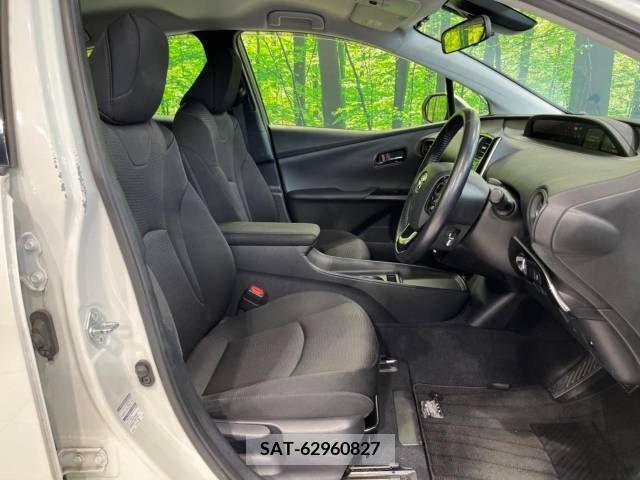 Toyota PRIUS 2019-06 393313-8
