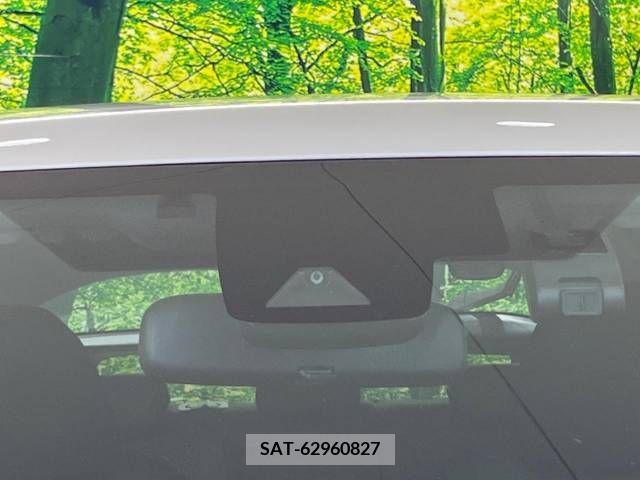 Toyota PRIUS 2019-06 393313-2