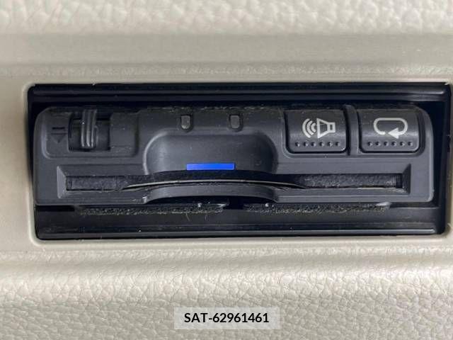 Suzuki SPACIA 2018-04 368553-9