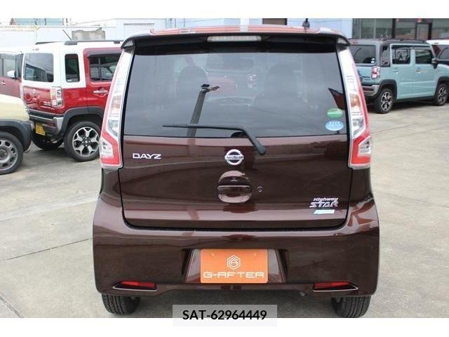 Nissan DAYZ 2016-02 246363-4