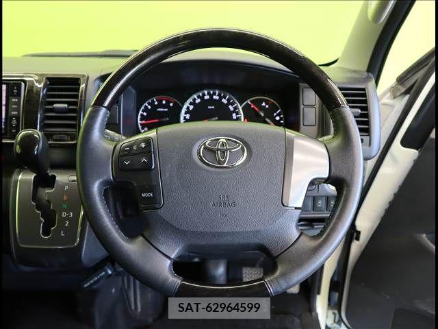 Toyota REGIUSACE VAN 2017-09 354583-7
