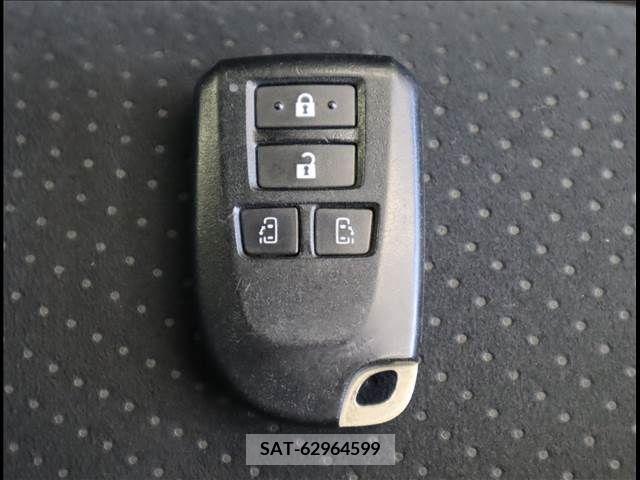 Toyota REGIUSACE VAN 2017-09 354583-12