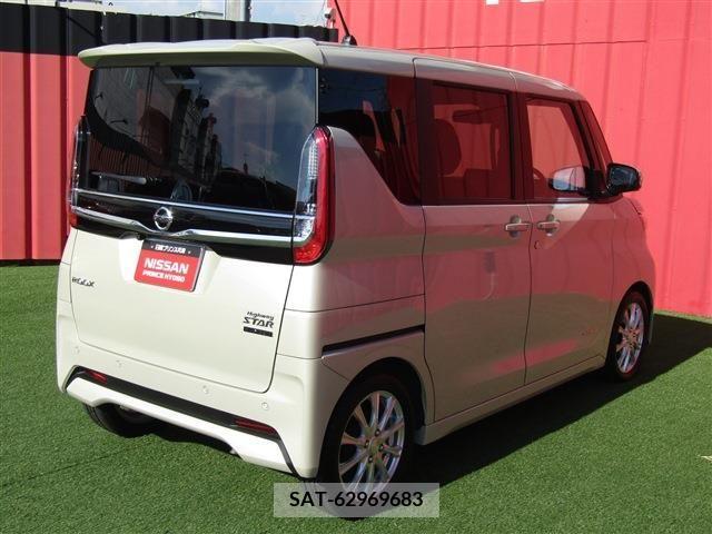 Nissan ROOX 2020-10 354687-23