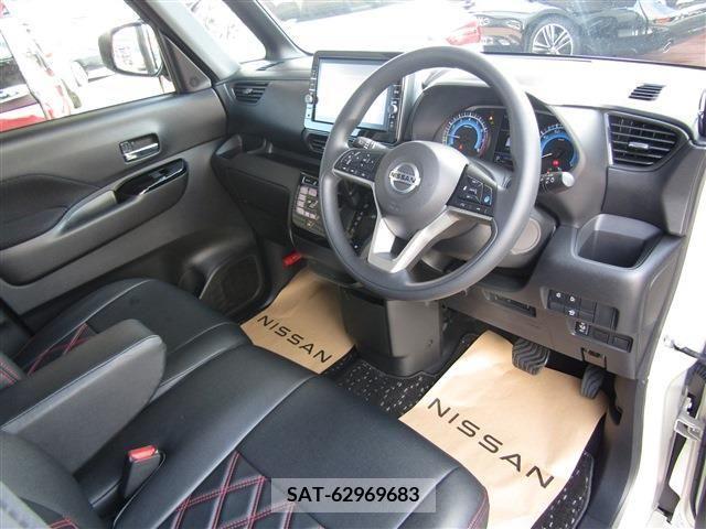 Nissan ROOX 2020-10 354687-5