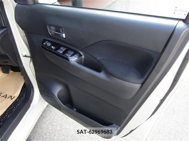 Nissan ROOX 2020-10 354687-18