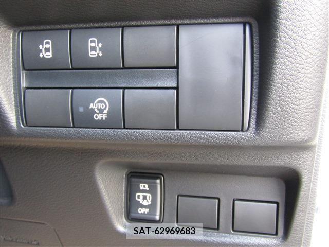 Nissan ROOX 2020-10 354687-4