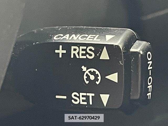 Toyota ALPHARD 2013-09 349854-4