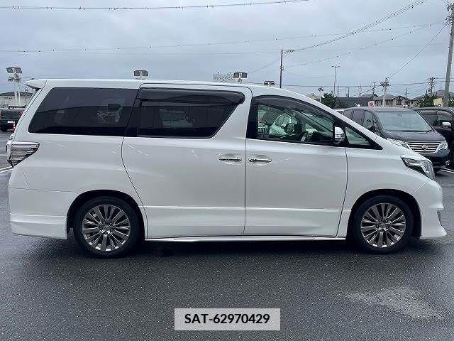Toyota ALPHARD 2013-09 349854-16