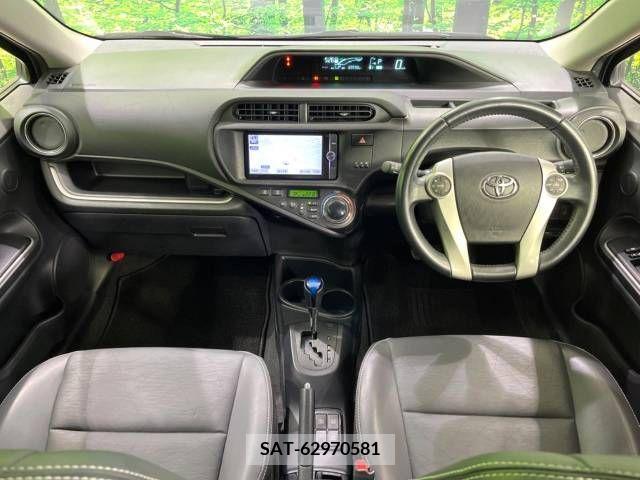 Toyota AQUA 2014-07 314187-1