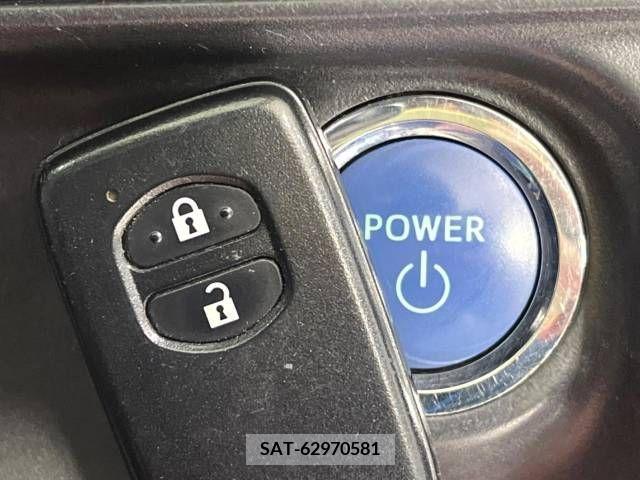 Toyota AQUA 2014-07 314187-7