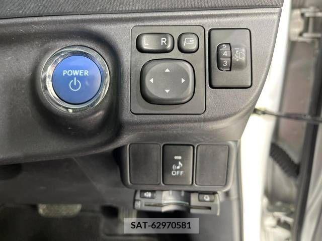 Toyota AQUA 2014-07 314187-6
