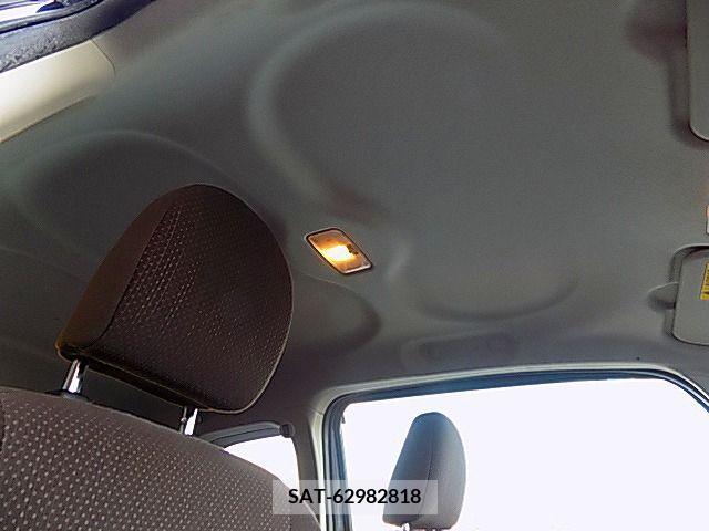 Toyota SPADE 2012-10 368725-21