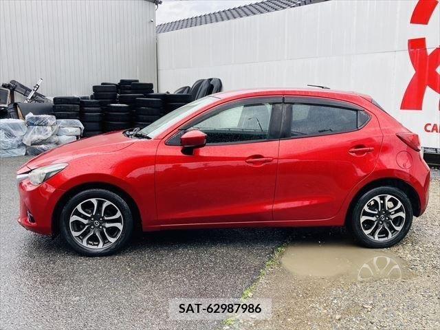 Mazda DEMIO 2015-11 301951-19