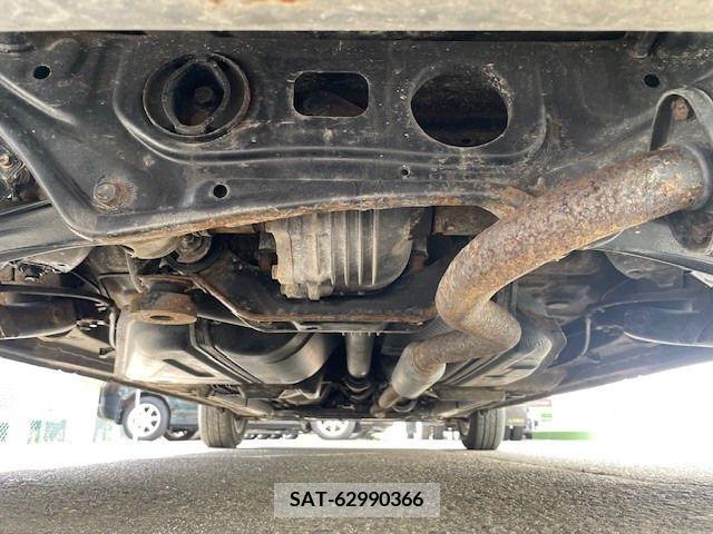 Toyota SIENTA 2014-03 242970-5