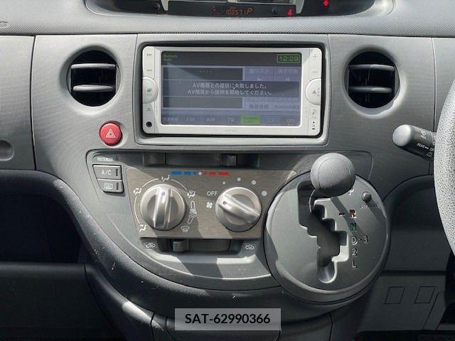 Toyota SIENTA 2014-03 242970-7