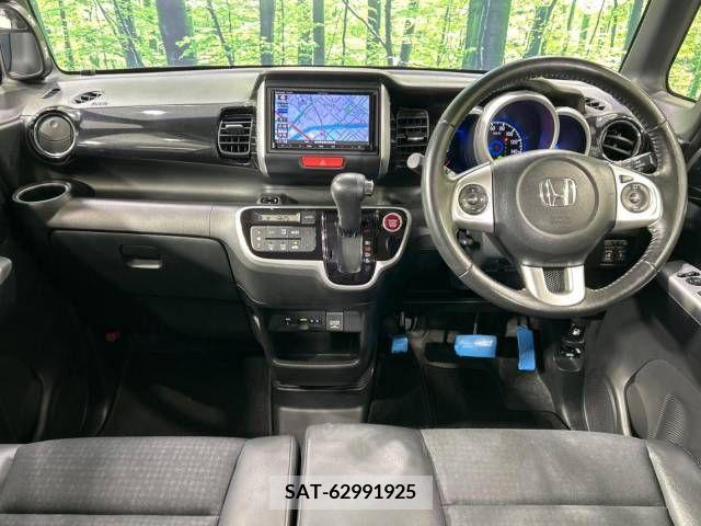 Honda N BOX CUSTOM 2017-04 211480-1