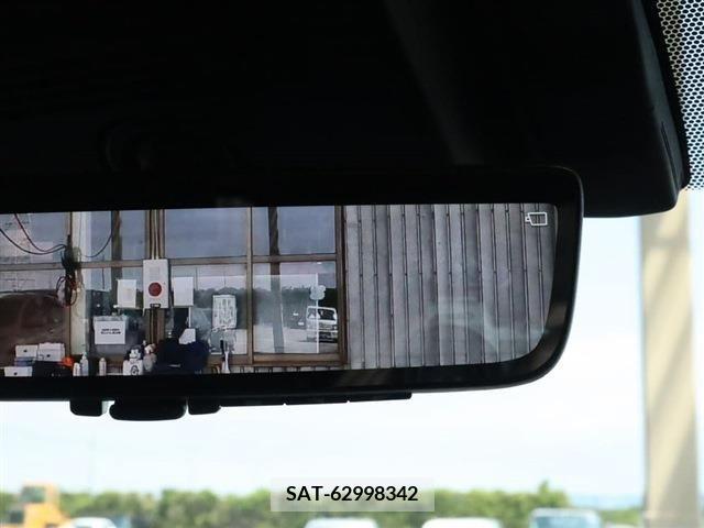 Toyota ALPHARD 2024-01 260375-4