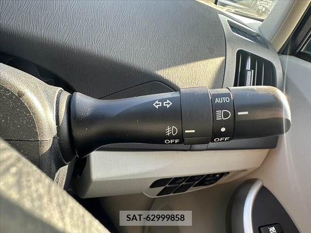 Toyota PRIUS 2014-10 281922-6