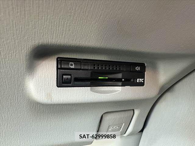 Toyota PRIUS 2014-10 281922-5