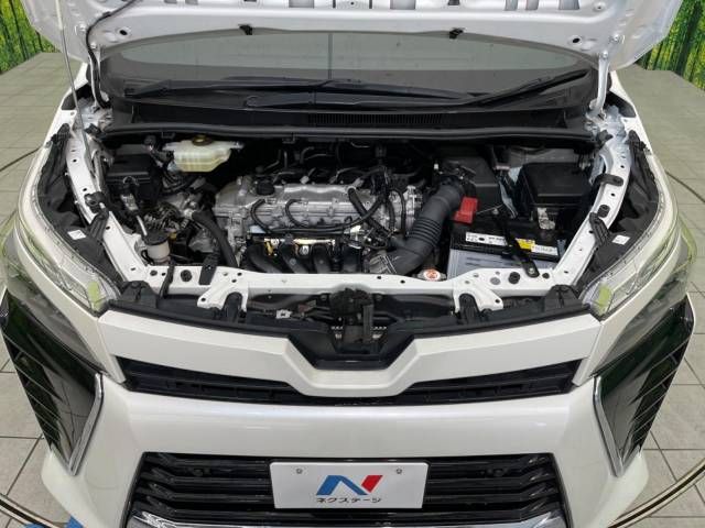 Toyota VOXY 2019-06 190135-19