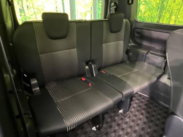 Toyota VOXY 2019-06 190135-10