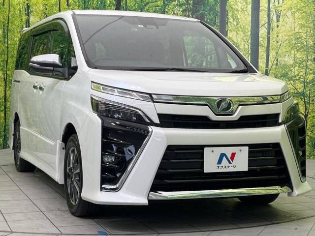 Toyota VOXY 2019-06 190135-17