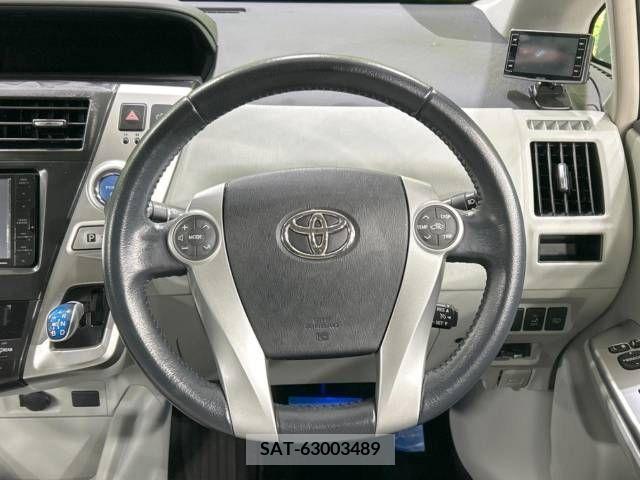 Toyota PRIUS ALPHA 2012-03 377562-11