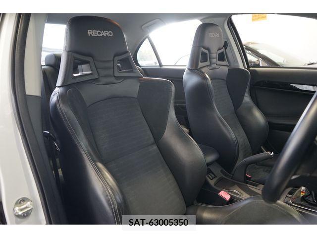 Mitsubishi LANCER 2013-09 233803-8