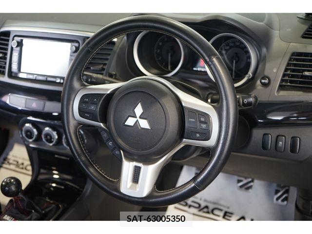 Mitsubishi LANCER 2013-09 233803-12