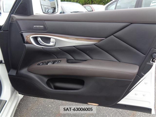 Nissan FUGA 2012-07 244244-25