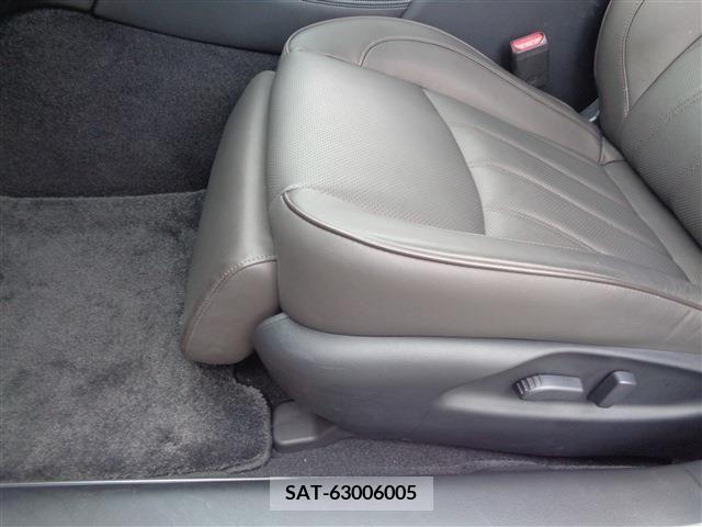 Nissan FUGA 2012-07 244244-20