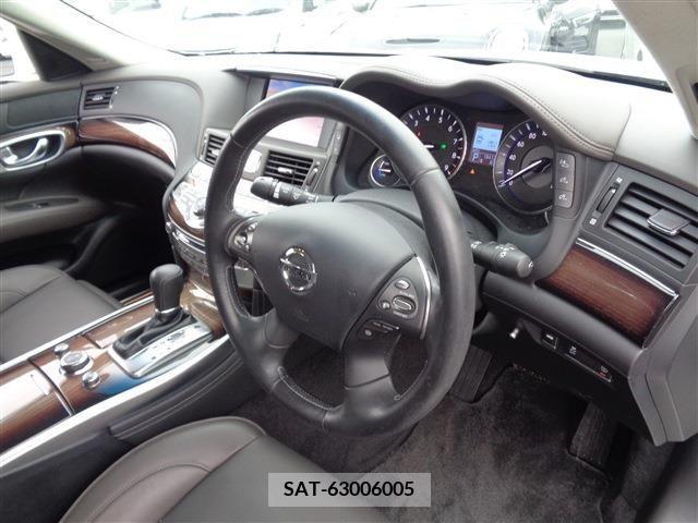Nissan FUGA 2012-07 244244-15