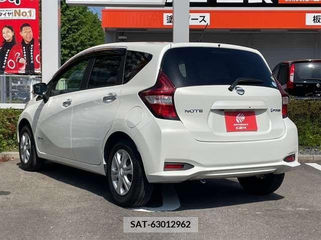 Nissan NOTE 2017-04 280848-17