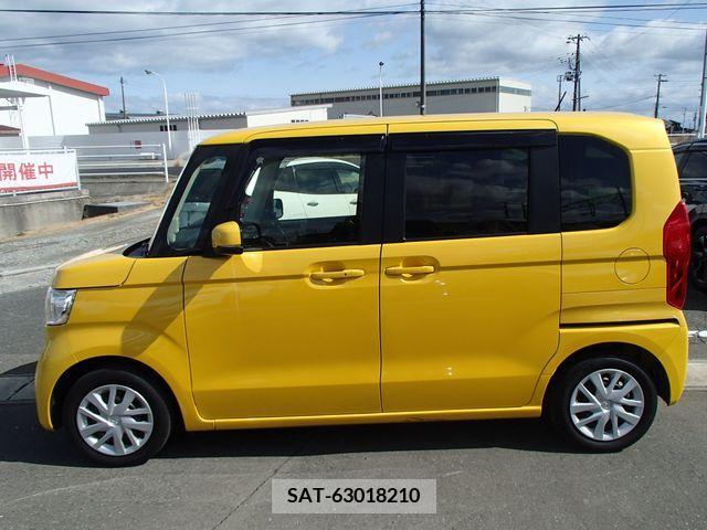Honda N BOX 2019-06 214038-2