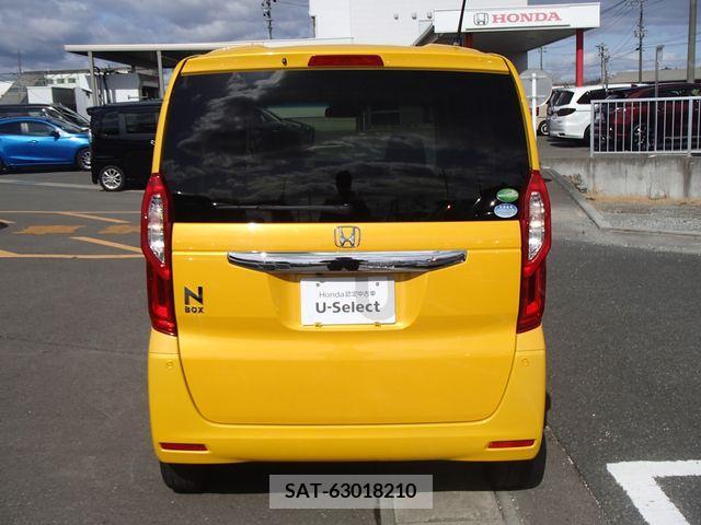 Honda N BOX 2019-06 214038-4