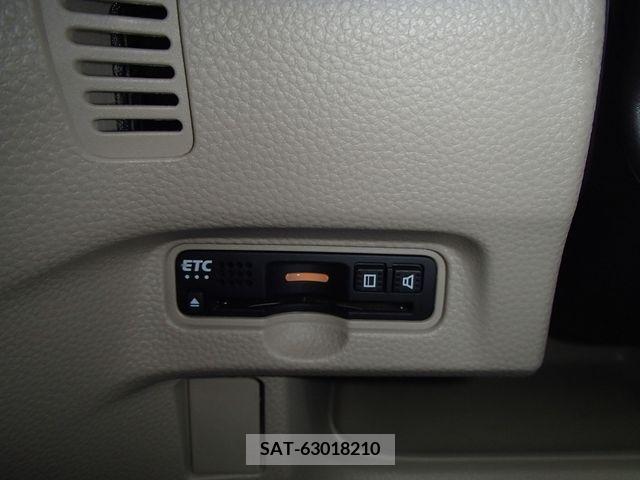 Honda N BOX 2019-06 214038-22