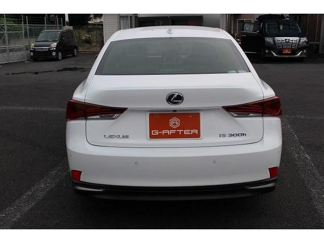 Lexus IS 2017-06 7120-8