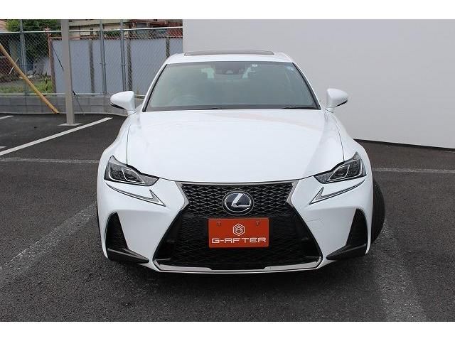 Lexus IS 2017-06 7120-6