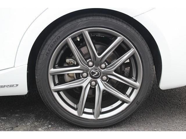 Lexus IS 2017-06 7120-12