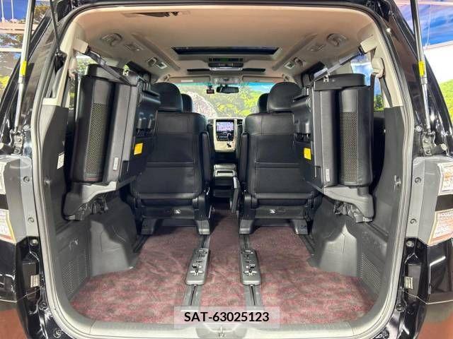 Toyota VELLFIRE 2013-12 376155-11