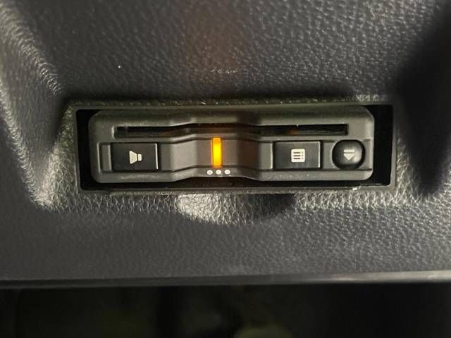 Toyota YARIS 2021-03 25800-6