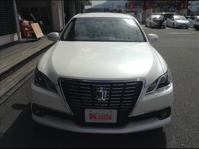 Toyota CROWN SEDAN 2015-05 9081-2