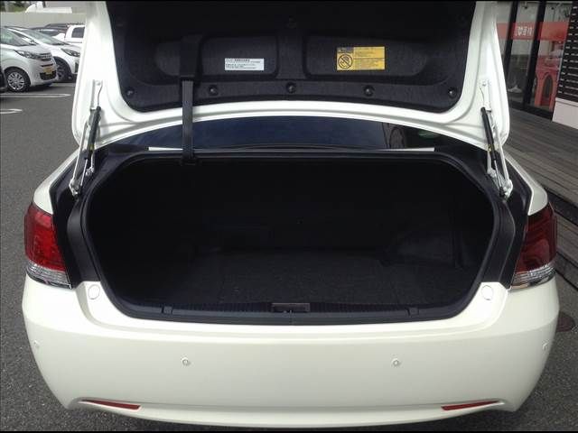 Toyota CROWN SEDAN 2015-05 9081-8