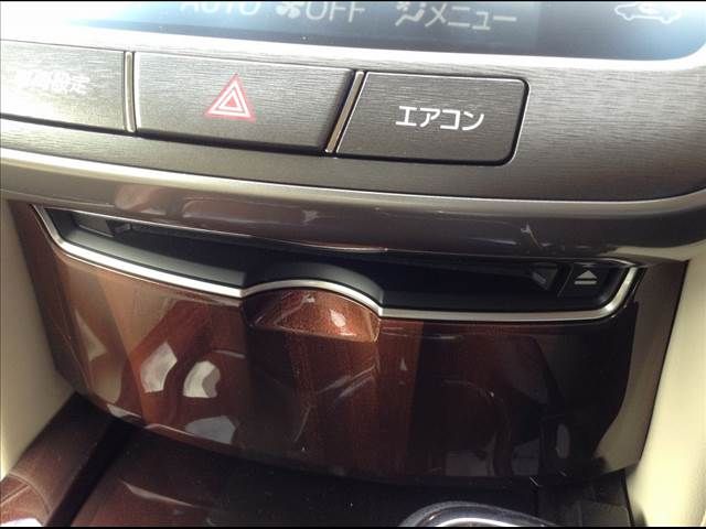 Toyota CROWN SEDAN 2015-05 9081-20