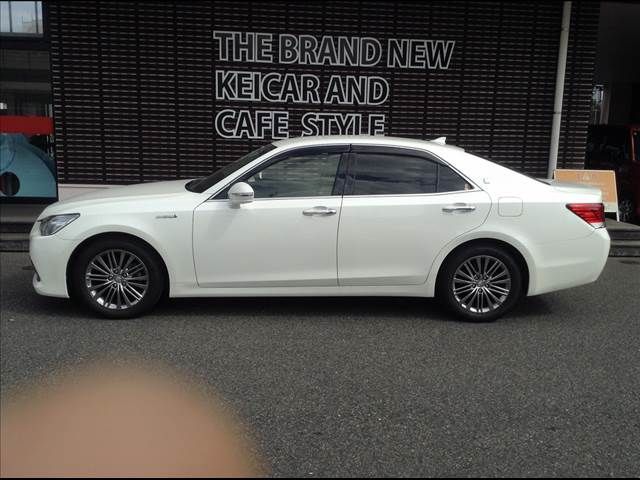 Toyota CROWN SEDAN 2015-05 9081-7